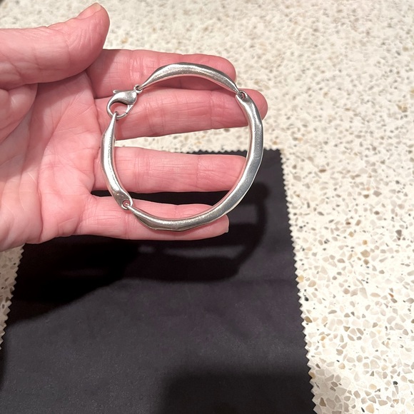 Solid silver designed bracelet - Picture 4 of 5